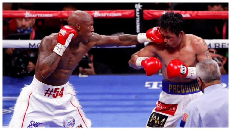 Manny Pacquiao regresó al boxeo, pero no pudo ganar