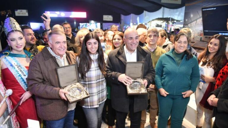 Manzur y Jaldo inauguraron oficialmente la séptima edición de la Expo Interior Tucumán